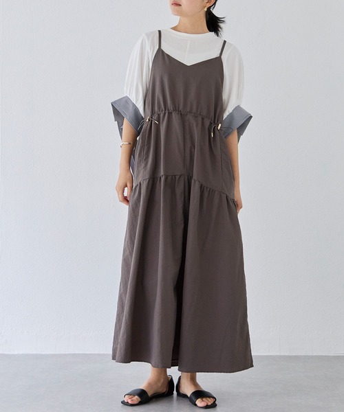 LAVEANGE(ラビアンジェ)の「ドロストキャミワンピース(ワンピース・レディース・チャコールグレー/ブルー/ブラック・M/LL/3L/4L/5L)」の3枚目の写真