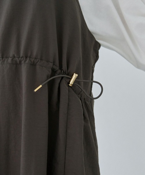 LAVEANGE(ラビアンジェ)の「ドロストキャミワンピース(ワンピース・レディース・チャコールグレー/ブルー/ブラック・M/LL/3L/4L/5L)」の15枚目の写真