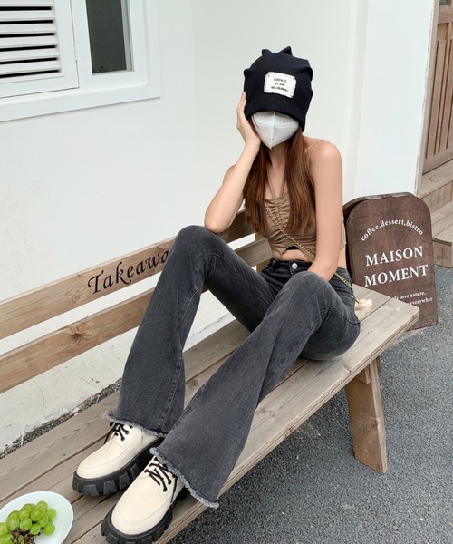 aimoha(アイモハ)の「細みベルボトムデニム(デニムパンツ・レディース・ネイビー/ブルー/ダークグレー・SMALL/MEDIUM/LARGE)」の11枚目の写真