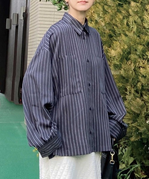 CORNERS by KR(コーナーズバイケーアール)の「【CORNERS by KR 】ワイドスリーブシャツ(シャツ/ブラウス・レディース・チャコールグレー/ネイビー/ブラック/ホワイト・M)」の4枚目の写真