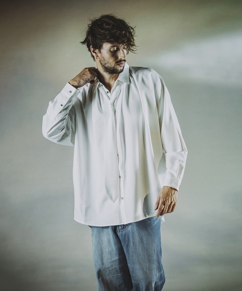 NO ID.（ノーアイディ）の「【NO ID.】Tie Neck Gather Big Shirt / ネクタイ 付 ネック ギャザー ビッグ シャツ（シャツ/ブラウス・メンズ・ホワイト/サックスブルー/グレー/ブラック・ONE SIZE）」の8枚目の写真