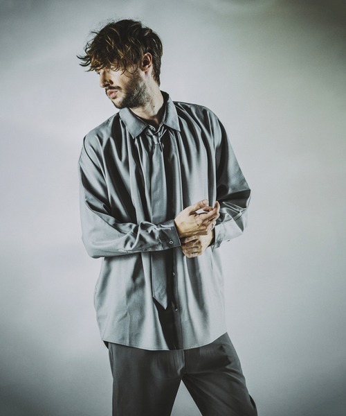 NO ID.（ノーアイディ）の「【NO ID.】Tie Neck Gather Big Shirt / ネクタイ 付 ネック ギャザー ビッグ シャツ（シャツ/ブラウス・メンズ・ホワイト/サックスブルー/グレー/ブラック・ONE SIZE）」の17枚目の写真