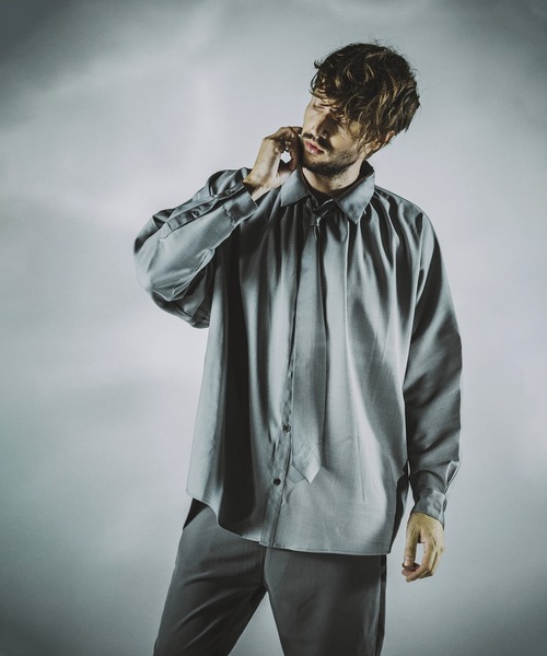 NO ID.（ノーアイディ）の「【NO ID.】Tie Neck Gather Big Shirt / ネクタイ 付 ネック ギャザー ビッグ シャツ（シャツ/ブラウス・メンズ・ホワイト/サックスブルー/グレー/ブラック・ONE SIZE）」の19枚目の写真