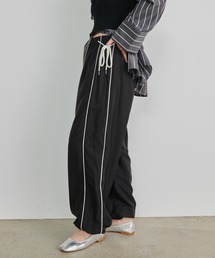 solleim（ソルレム）の「[全骨格美脚見え]リボンラインイージーパンツ（スウェットパンツ）」