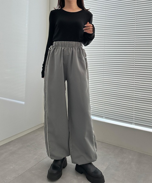 solleim（ソルレム）の「[全骨格美脚見え]リボンラインイージーパンツ（その他パンツ・レディース・ブルー/グレー/ブラック・S/M）」の4枚目の写真