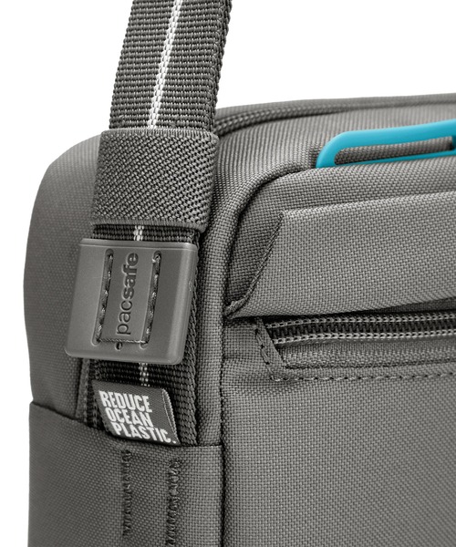 pacsafe/パックセーフ GO crossbody/クロスボディ（ショルダー