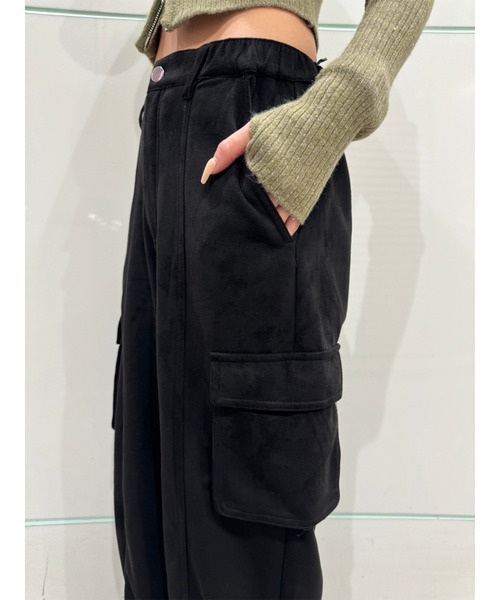 EGOIST（エゴイスト）の「フェイクスエードカーゴパンツ（カーゴパンツ・レディース・グレー/ブラック・FREE）」の11枚目の写真