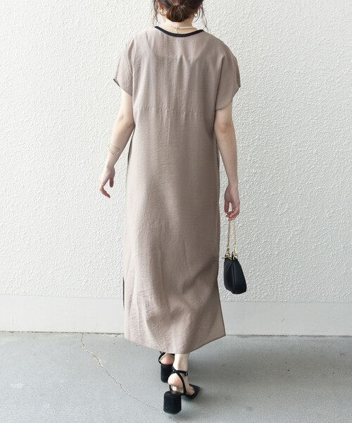 SHIPS any(シップス エニィ)の「【WEB限定】SHIPS any: シアー リネン ミックス ピンタック ワンピース 24SS(ワンピース・レディース・ブラック/ブラウン・ONE SIZE)」の12枚目の写真