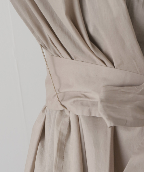 Deuxieme Classe(ドゥーズィエムクラス)の「【Marlette/マーレット】 AMIEL OFF-SHOULDER ブラウス(シャツ/ブラウス・レディース・ベージュ・FREE)」の13枚目の写真