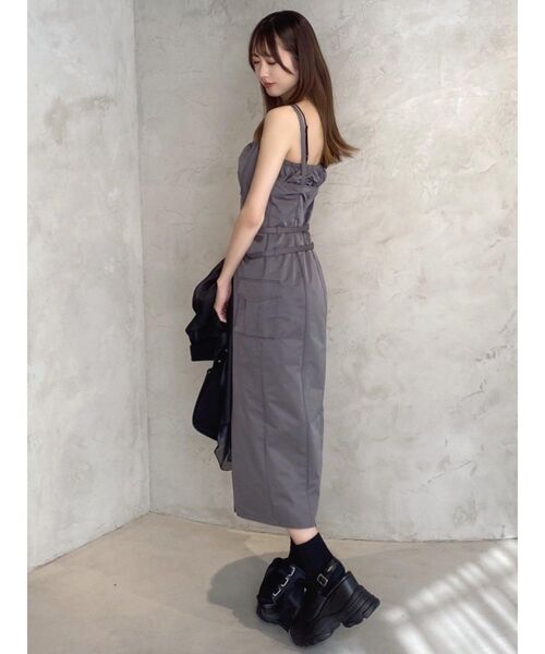 EATME（イートミー）の「ダブルベルトキャミワンピース（ワンピース・レディース・ピンク/ブラック/グレー・SMALL/MEDIUM）」の10枚目の写真
