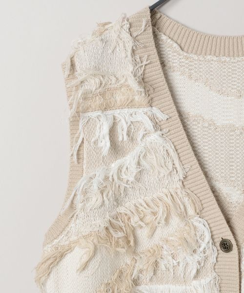 JEANASIS(ジーナシス)の「7GフリンジジャガードVベスト/118306(ベスト・レディース・ベージュ系その他/ブラック系その他/ブラウン系その他・FREE)」の7枚目の写真