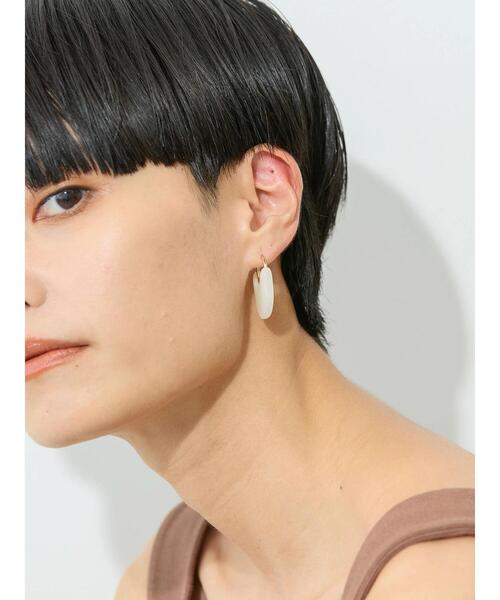 AMERICAN HOLIC（アメリカンホリック）の「カラーレイヤードピアス（ピアス（両耳用）・レディース・ブルー/ホワイト/イエロー・FREE）」の12枚目の写真