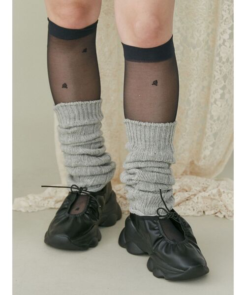 merry jenny（メリージェニー）の「ギャザーフェイクレザースニーカー（スニーカー・レディース・ブラック/アイボリー/ピンク・MEDIUM/LARGE）」の14枚目の写真