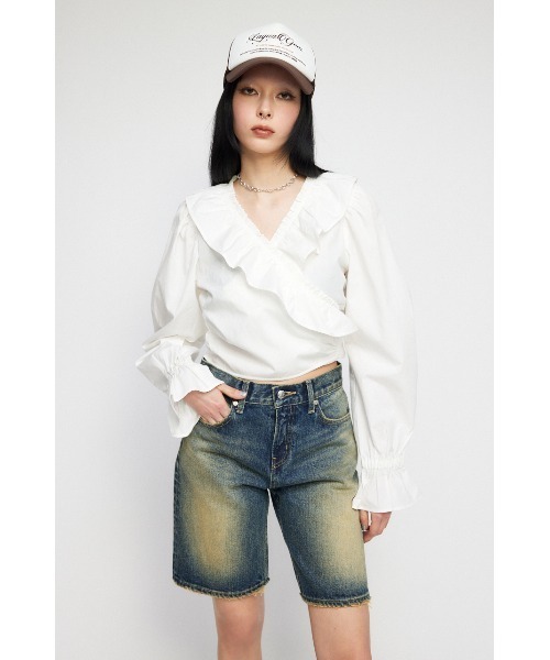 LAGUA GEM（ラグアジェム）の「VOLUME FRILL シャツ（シャツ/ブラウス・レディース・ホワイト/ブラック/グレイッシュベージュ・FREE）」の12枚目の写真