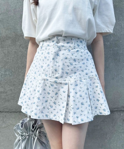 one after another NICE CLAUP(ワンアフターアナザーナイスクラップ)の「ボックスプリーツミニスカート(スカート・レディース・ブラック/ベージュ/オフホワイト/ブルー系その他/ピンク系その他/ネイビー/サックスブルー/ブラウン系その他/ピンク系その他2・FREE)」の7枚目の写真