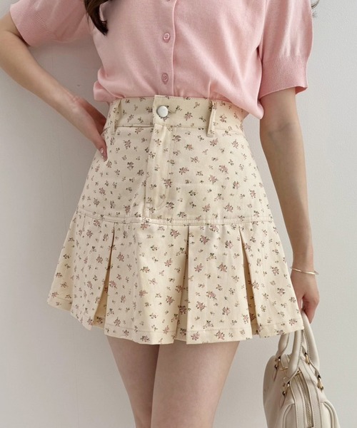 one after another NICE CLAUP(ワンアフターアナザーナイスクラップ)の「ボックスプリーツミニスカート(スカート・レディース・ブラック/ベージュ/オフホワイト/ブルー系その他/ピンク系その他/ネイビー/サックスブルー/ブラウン系その他/ピンク系その他2・FREE)」の8枚目の写真