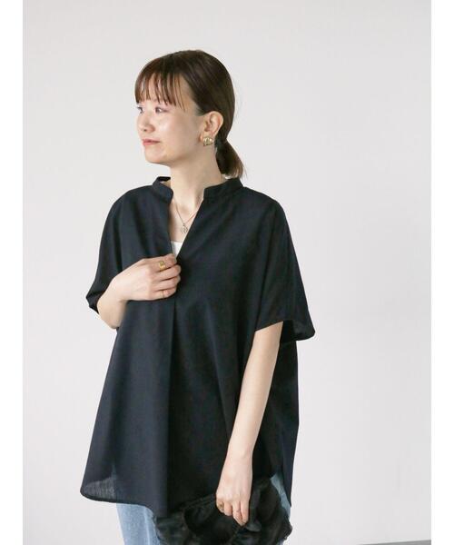 Lugnoncure(ルノンキュール)の「【イージーケア/接触冷感】スキッパーブラウス(シャツ/ブラウス・レディース・ラベンダー/オフホワイト/ネイビー/ブラック・F)」の10枚目の写真