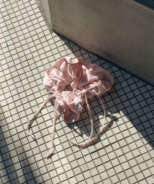 GOLDY（ゴールディ）の「リボン ハング ビッグ シュシュ（シュシュ・レディース・ピンク/アイボリー/ブラック/レッド・FREE）」の15枚目の写真