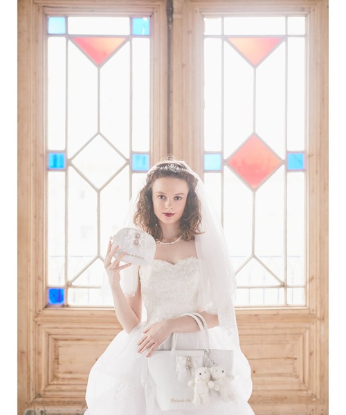 Maison de FLEUR（メゾンドフルール）の「グルームベアチャーム（キーホルダー・レディース・ホワイト・FREE）」の2枚目の写真