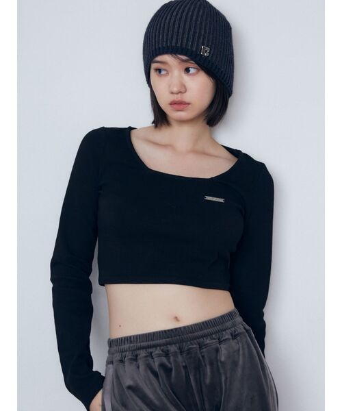 EMODA(エモダ)の「プレートクロップトップ(Tシャツ/カットソー・レディース・ホワイト/ブラック/グレー/その他・FREE)」の6枚目の写真