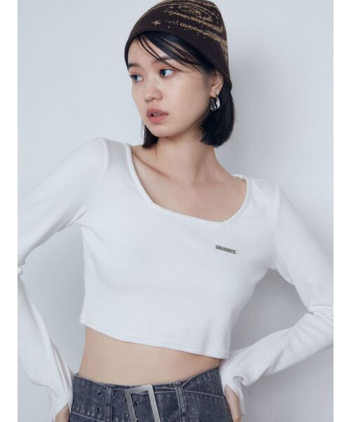 EMODA(エモダ)の「プレートクロップトップ(Tシャツ/カットソー・レディース・ホワイト/ブラック/グレー/その他・FREE)」の11枚目の写真