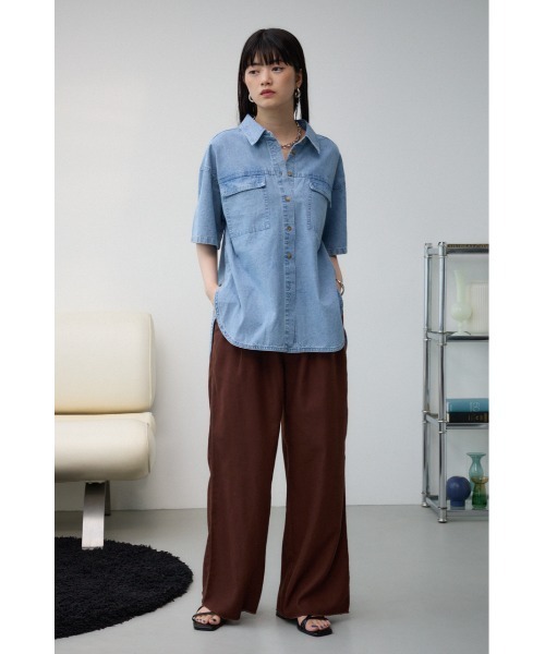 AZUL by moussy（アズールバイマウジー）の「シャンブレーオーバーシャツ（シャツ/ブラウス・レディース・ダークブルー/ライトブルー・FREE）」の9枚目の写真
