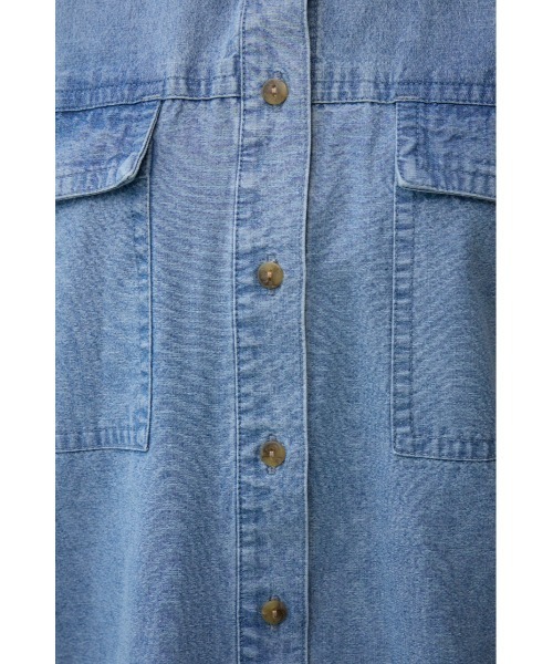 AZUL by moussy（アズールバイマウジー）の「シャンブレーオーバーシャツ（シャツ/ブラウス・レディース・ダークブルー/ライトブルー・FREE）」の16枚目の写真