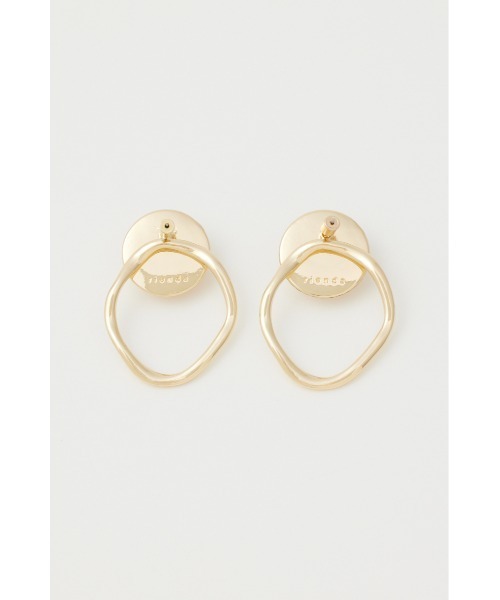 rienda（リエンダ）の「2WAYビッグフェイクパールピアス（ピアス（両耳用）・レディース・ゴールド/シルバー・FREE）」の3枚目の写真