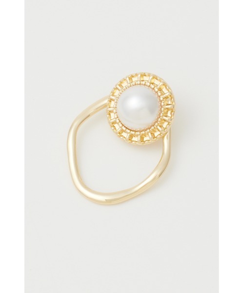 rienda（リエンダ）の「2WAYビッグフェイクパールピアス（ピアス（両耳用）・レディース・ゴールド/シルバー・FREE）」の4枚目の写真