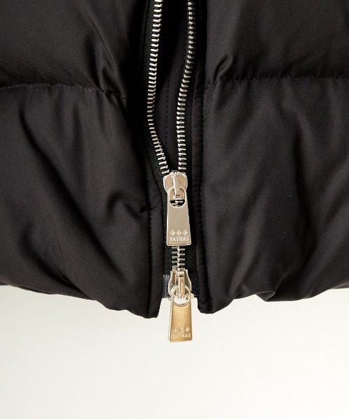 TATRAS（タトラス）の「[TATRAS/タトラス] CASSIMASO フードロゴダウンジャケット（ダウンジャケット/コート・レディース・ブラック・2/3）」の11枚目の写真