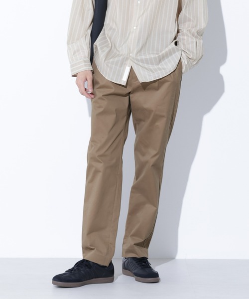Apo(s)ture(アポスチャー)の「KYLE-001/サテンストレッチスリムパンツ(その他パンツ・メンズ・ブラック/ベージュ/モカ/ネイビー・XS/S/M/L/XL)」の5枚目の写真