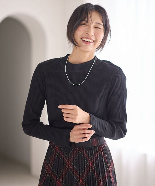 ANY（エニィ）の「テレコハイネックロングスリーブＴシャツ（Tシャツ/カットソー・レディース・ブラック系/ライトグレー系/グレー系・2/3）」の6枚目の写真