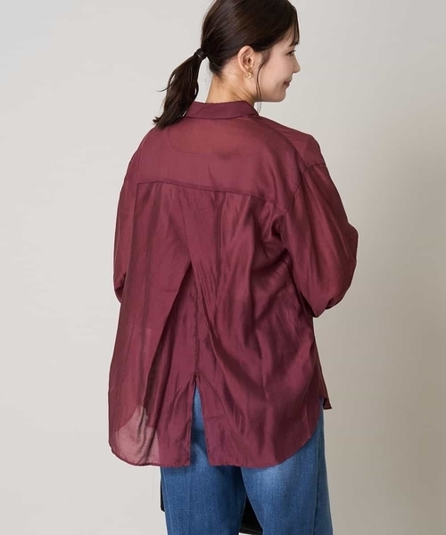 a.v.v(アーヴェヴェ)の「バックタックシアーシャツ(シャツ/ブラウス・レディース・ボルドー/ブルー/ブラック・36/38/42/34/40)」の3枚目の写真