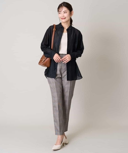a.v.v(アーヴェヴェ)の「バックタックシアーシャツ(シャツ/ブラウス・レディース・ボルドー/ブルー/ブラック・36/38/42/34/40)」の17枚目の写真