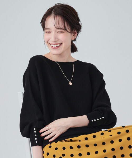 DRESKIP(ドレスキップ)の「◆【高レビュー/洗える】優しく上品に リブドルマン お袖フェイクパールニット(ニット/セーター・レディース・ピンク系/グリーン/ライトベージュ/ブラック/チャコールグレー/イエロー・00)」の2枚目の写真