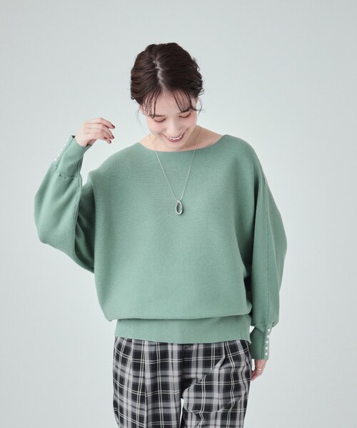 DRESKIP(ドレスキップ)の「◆【高レビュー/洗える】優しく上品に リブドルマン お袖フェイクパールニット(ニット/セーター・レディース・ピンク系/グリーン/ライトベージュ/ブラック/チャコールグレー/イエロー・00)」の7枚目の写真