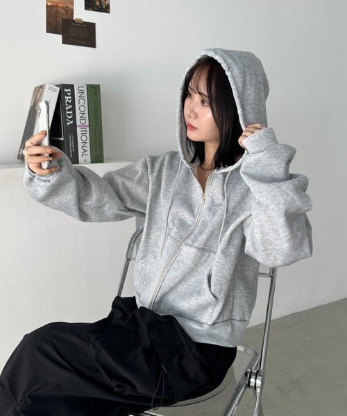 新品 aespa ZOZO パーカー グレー Mサイズ トレカ付き（ジゼル） 新品 aespa ZOZO パーカー グレー Mサイズ トレカ付き（ジゼル） 新品