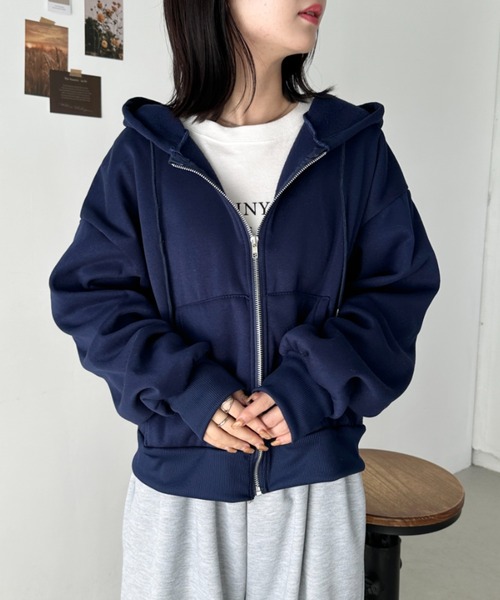 CLEA（クレア）の「無地裏起毛ジップパーカー（パーカー・レディース・ブラック/ネイビー/ライトグレー/ブルー/ダークグレー/オートミール/ホワイト・FREE）」の15枚目の写真