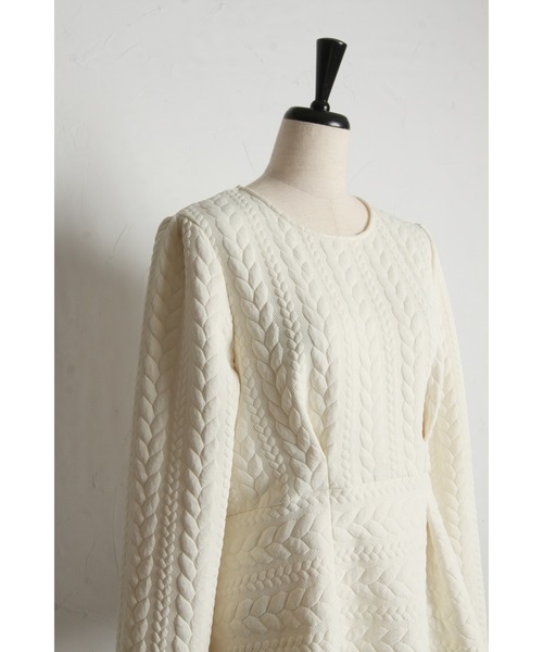 &. NOSTALGIA（アンドドットノスタルジア）の「ケーブルジャガードペプラムカットソー（Tシャツ/カットソー・レディース・アイボリー/ブラック・M）」の20枚目の写真