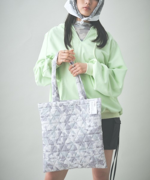 多色展開★Free People ムーブメントキルティングトートバッグ 多色展開☆Free People ムーブメントキルティングトートバッグ