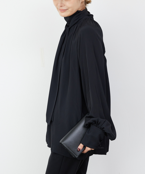 GOLDEN GOOSE（ゴールデングース）の「【GOLDEN GOOSE / ゴールデングース】JOURNEY WS BLOUSE WITH BOW（シャツ/ブラウス・レディース・ブラック・FREE）」の2枚目の写真
