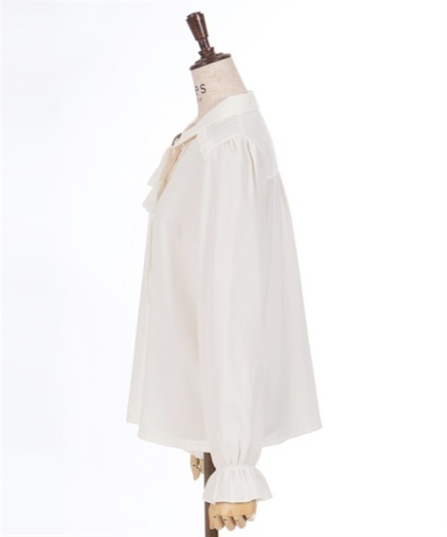 axes femme（アクシーズファム）の「カメオ×ジャボブローチ付ブラウス（シャツ/ブラウス・レディース・ブラック/ブルーグリーン/キナリ・MEDIUM/LARGE）」の18枚目の写真