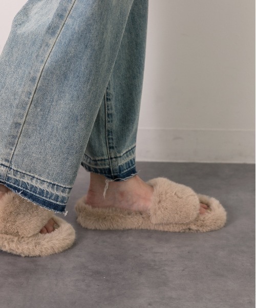 セール】ふわふわ エコファーサンダル（サンダル）｜ad thie