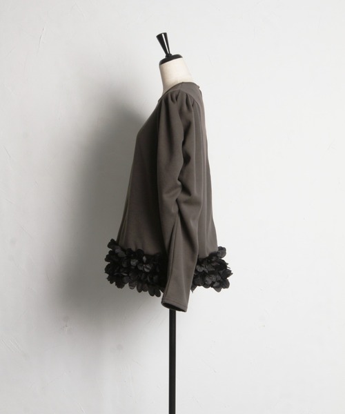 tocco closet（トッコ　クローゼット）の「【ZOZO限定】バラチュール起毛カットプルオーバー（Tシャツ/カットソー・レディース・ブラック/チャコールグレー・M）」の5枚目の写真