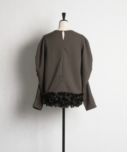 tocco closet（トッコ　クローゼット）の「【ZOZO限定】バラチュール起毛カットプルオーバー（Tシャツ/カットソー・レディース・ブラック/チャコールグレー・M）」の6枚目の写真