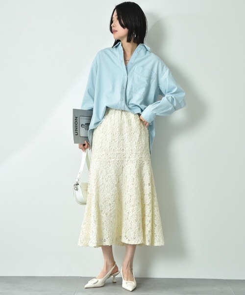 INTERPLANET（インタープラネット）の「台衿付くるみ釦ワイドデニムシャツ（シャツ/ブラウス・レディース・インディゴブルー/サックスブルー・FREE）」の4枚目の写真