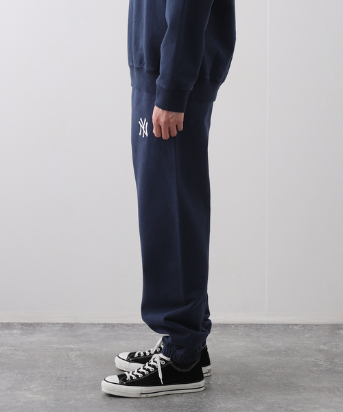 SPORTY&RICH(スポーティアンドリッチ)の「【SPORTY&RICH / スポーティアンドリッチ】YANKEES SERIF SWEATPANT(スウェットパンツ・メンズ・ネイビー・MEDIUM/SMALL)」の10枚目の写真