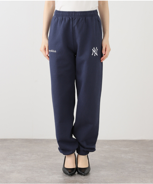 SPORTY&RICH(スポーティアンドリッチ)の「【SPORTY&RICH / スポーティアンドリッチ】YANKEES SERIF SWEATPANT(スウェットパンツ・メンズ・ネイビー・MEDIUM/SMALL)」の12枚目の写真