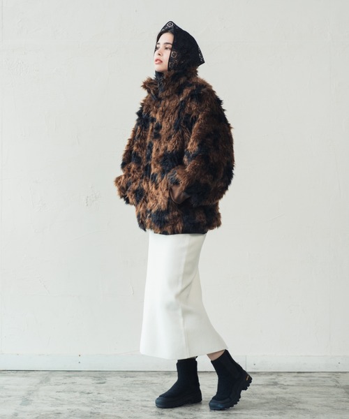 ORIENT MILLINERY(オリエント ミリナリー)の「VINTAGE LIKE COW FUR BLOUSON | ヴィンテージライク カウ柄ファー バルーンスリーブブルゾン(ブルゾン・レディース・ブラウン/アイボリー・FREE)」の10枚目の写真