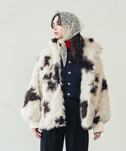 ORIENT MILLINERY(オリエント ミリナリー)の「VINTAGE LIKE COW FUR BLOUSON | ヴィンテージライク カウ柄ファー バルーンスリーブブルゾン(ブルゾン・レディース・ブラウン/アイボリー・FREE)」の22枚目の写真